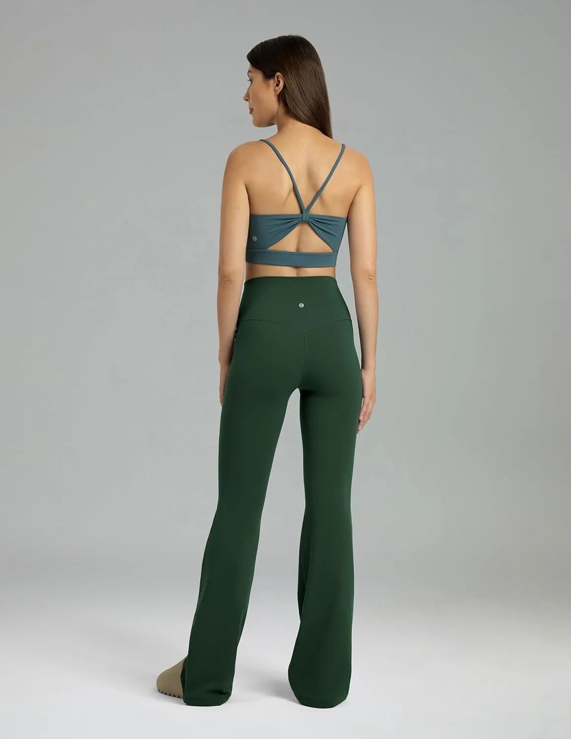 Colorfulkoala Women's Dreamlux High Waisted Flared Leggings with Zippered Pockets Wide Leg Yoga Pants 29.5" / 31.5" Inseam