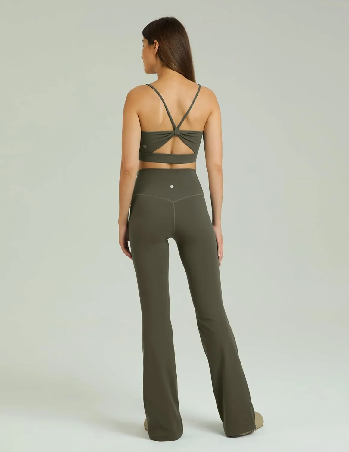 Colorfulkoala Women's Dreamlux High Waisted Flared Leggings with Zippered Pockets Wide Leg Yoga Pants 29.5" / 31.5" Inseam
