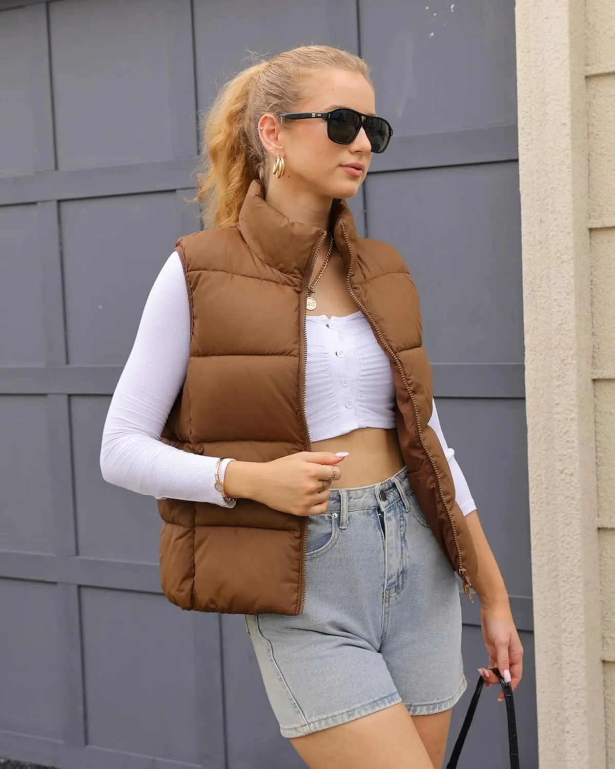 Fuinloth Women's Lightweight Puffer Vest, Water Repellent, 4 Pockets, Double Slider Zipper, Elastic Hem for Fall & Winter