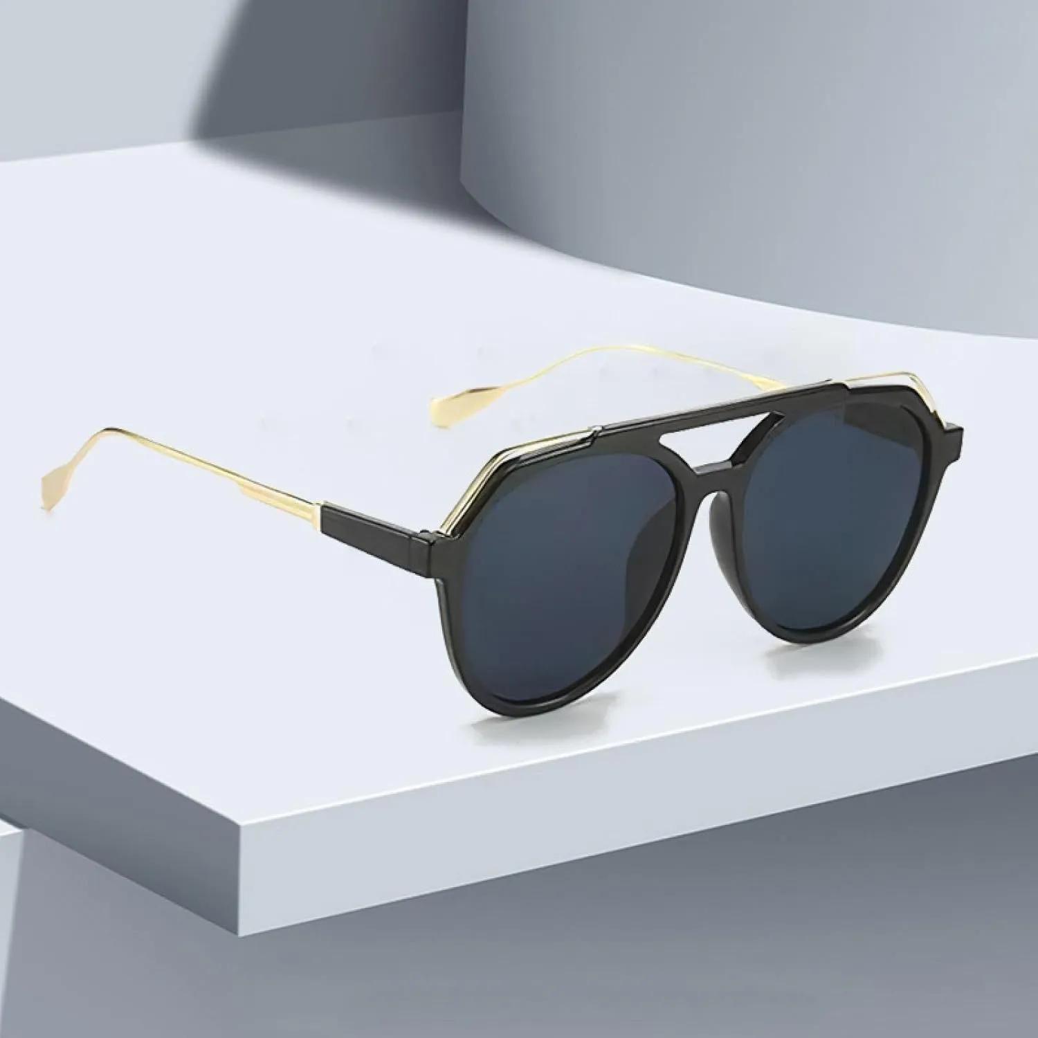 Vintage Sunglasses Gradient Lenses, Fashionable Glasses Double Bridge Glasses Metal for Men Women