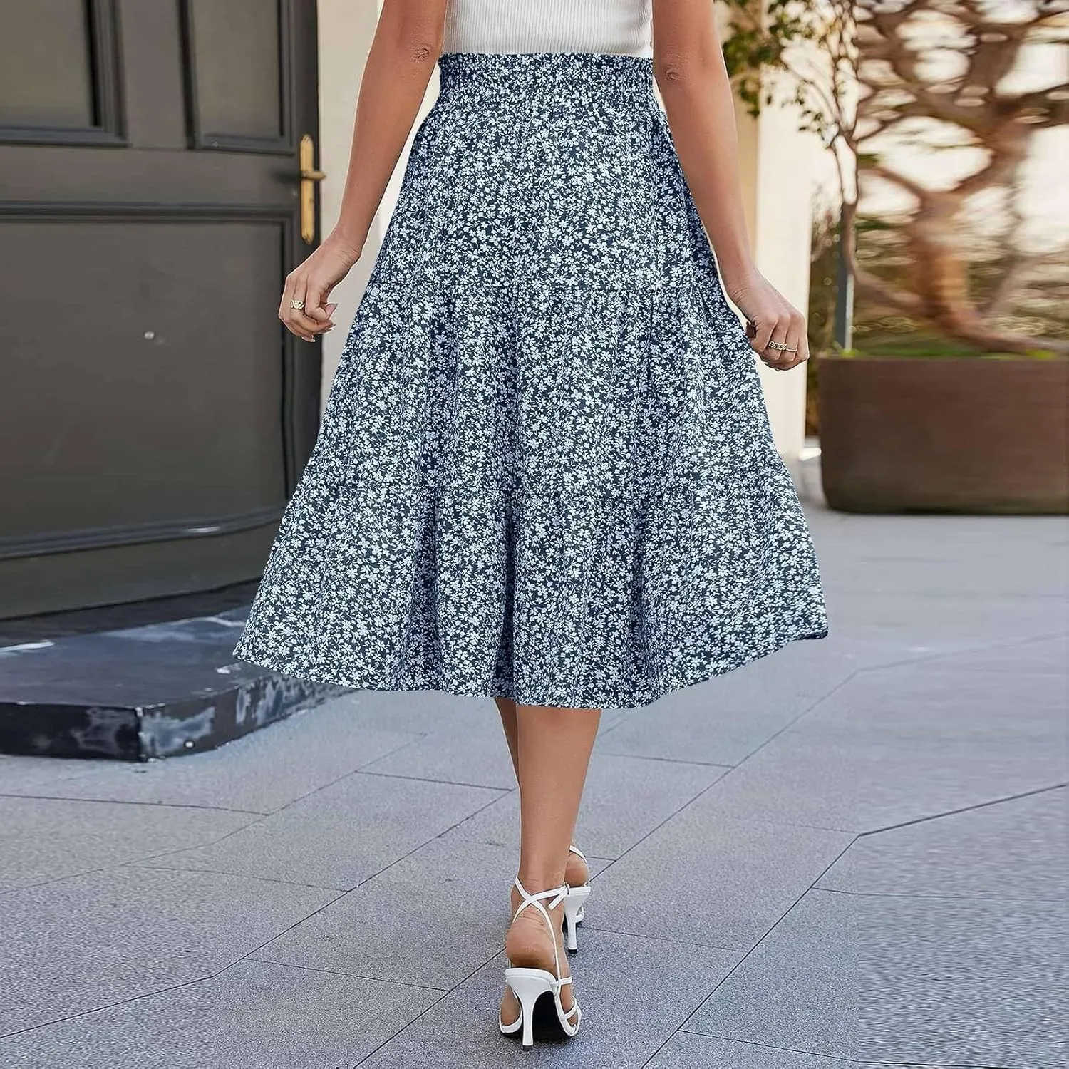 Women Summer A-Line Tiered Beach Outfits Bohemian Print Elastic Waist Long Skirt High Waist Casual Maxi Skirt